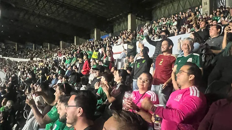 En las tribunas los corazones latieron en un solo corazón